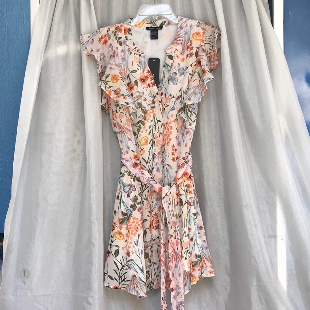 Robert Louis floral dress size large